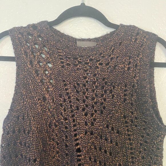 Anthropologie Leo & Sage | Sleeveless Sweater Vest Open Crochet Navy/Copper - Picture 2 of 10